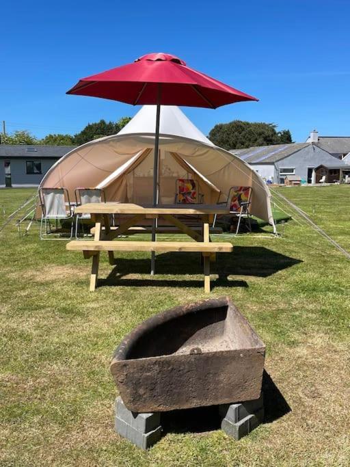 Cox Hill Glamping Benson Hotel Truro Exterior photo