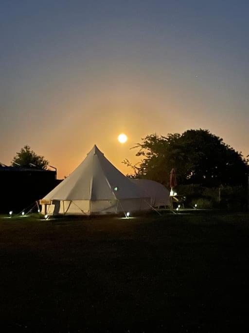 Cox Hill Glamping Benson Hotel Truro Exterior photo